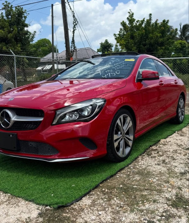 2018 Mercedes-Benz 