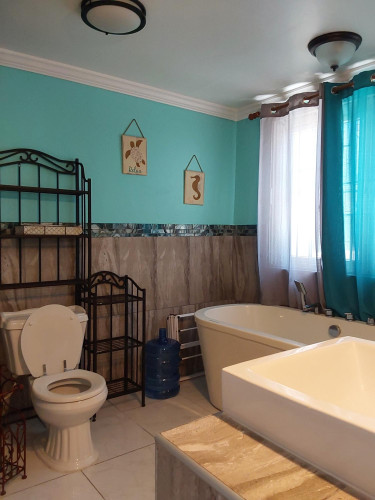 LITTLE BAY COUNTRY CLUB 1 BED 1 BATH USD $325,000