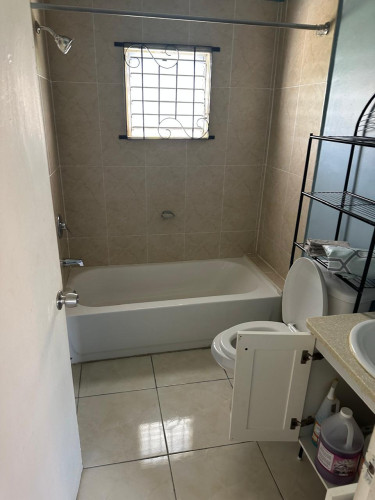 2 Bedroom 1 Bathroom Phoenix Park 