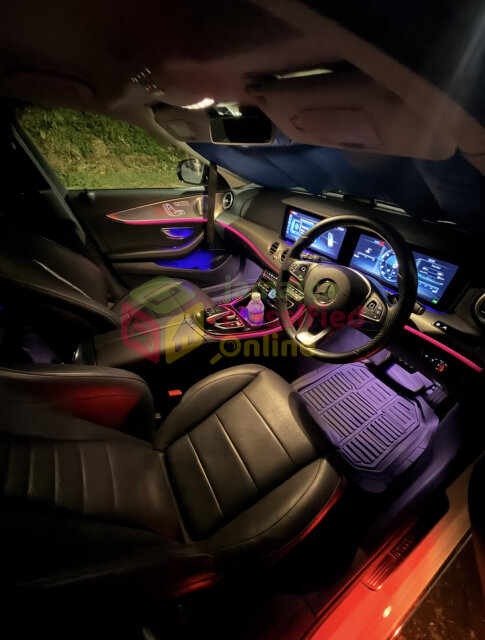 Mercedes-Benz E200