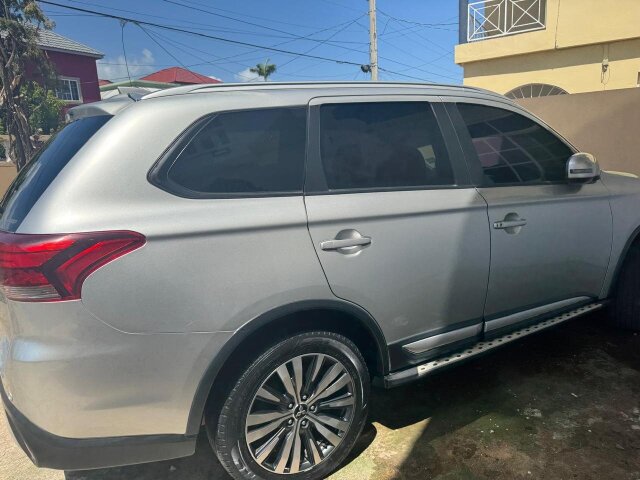 2020 Mitsubishi Outlander