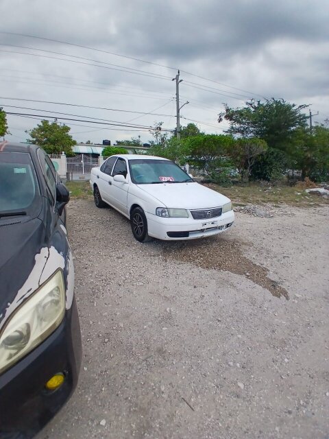 2002 Nissan Sunny