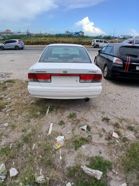 2002 Nissan Sunny