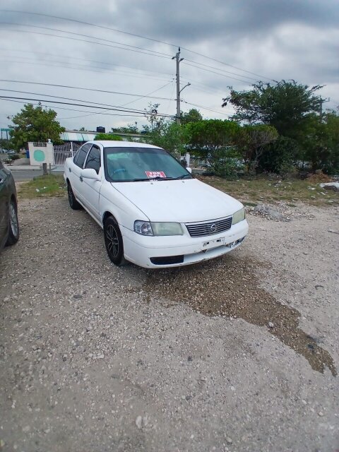 2002 Nissan Sunny