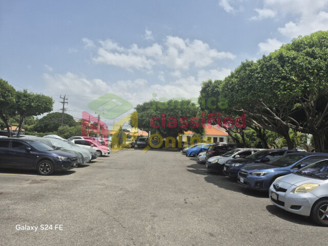 Centrally 2 Bed 1 Bath Apt For Sale, Ruthven Rd