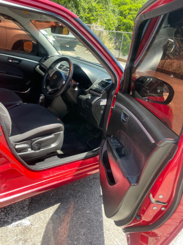 2015 Suzuki Swift For Sale – JMD 1,150,000