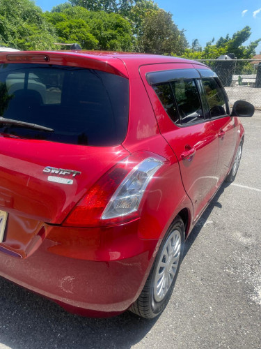 2015 Suzuki Swift For Sale – JMD 1,150,000