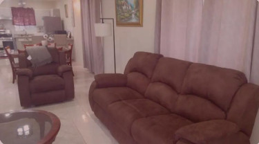 Lovely 2 Bedrooms Home with Internet Access