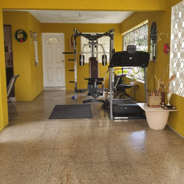 5 Bed 4 Bath House For Sale 