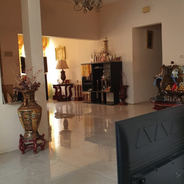 5 Bed 4 Bath House For Sale 