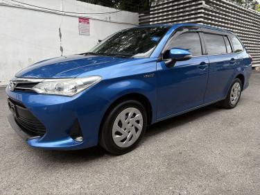 2018 Toyota Fielder Hybrid 