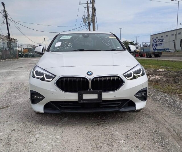2021 BMW 218i