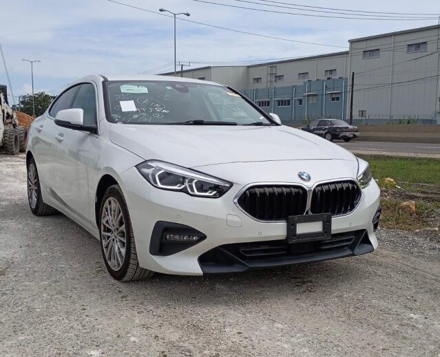 2021 BMW 218i