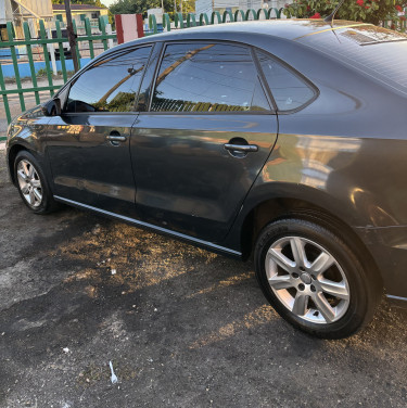 2016 VW Polo Sedan