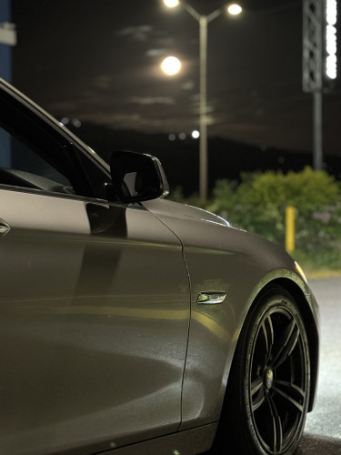 2013 BMW 5 Series 520i
