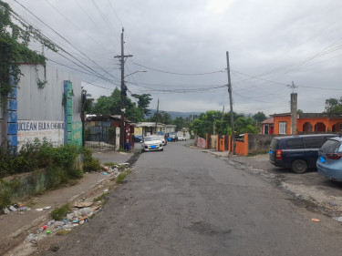 2 Commercial Space Fore Rent In Linstead 95k Each