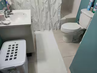 2 Bedroom House With Large Land Space