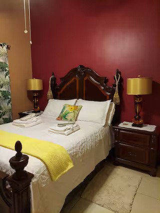 2 Bedroom House With Large Land Space