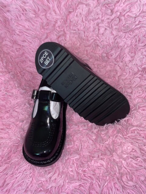 Kickers School Shoe
