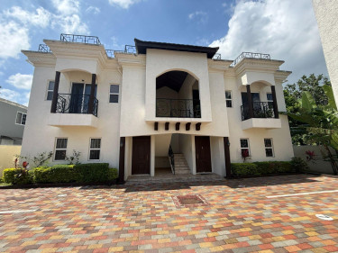 3 Bedroom Apartment - Meadowbrook