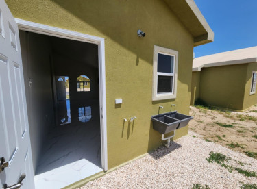  2 Bedroom