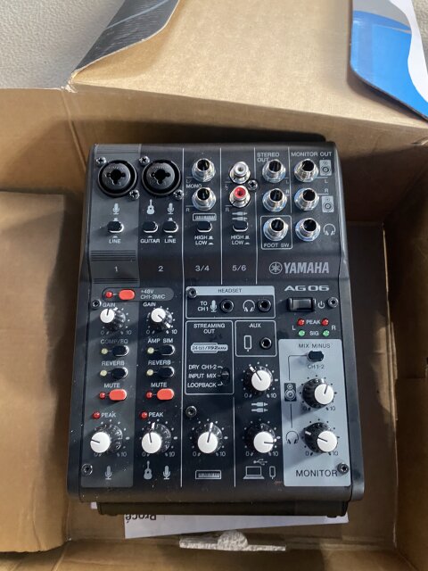 AG06MK2 LIVE STREAM MIXER