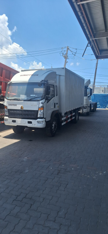 2024 Sinotruk Driver Trucks Linstead
