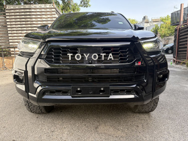 2023 Toyota Hilux 