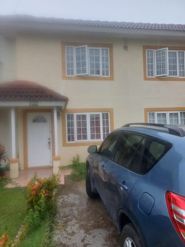 2 BD, 1.5 Bath T/H @ LONG MOUNTAIN COUNTRY CLUB Townhouses Long Mountain, Liguanea
