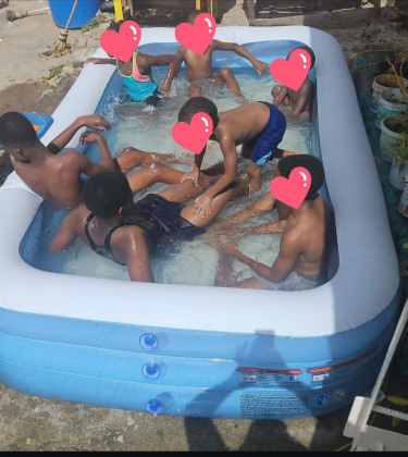 Large Pool (8.7 Other Market Seaview Gardens Kgn