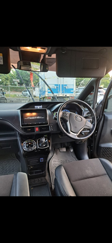 2017 Toyota Noah 
