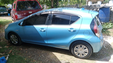 Toyota Aqua Hybrid 2017 Cars Seville Heights
