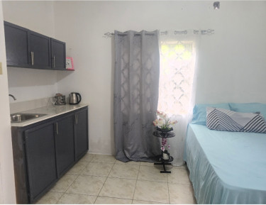 Charming Unfurnished 1 Bedroom Studio in Portmore