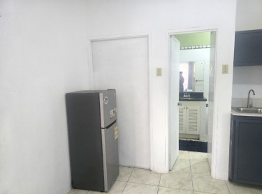 Charming Unfurnished 1 Bedroom Studio in Portmore