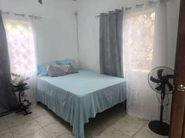 Charming Unfurnished 1 Bedroom Studio in Portmore