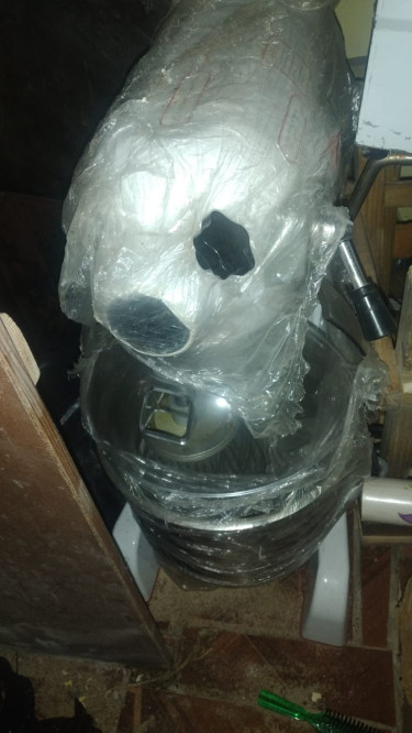 30 Quart Commercial Stand Mixer With Guard