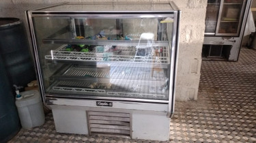 48 Inch Commercial Refrigerated Bakery Display 