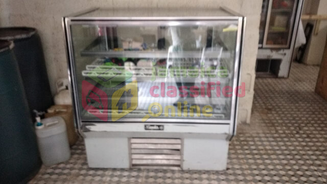 48 Inch Commercial Refrigerated Bakery Display