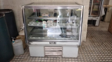 48 Inch Commercial Refrigerated Bakery Display 