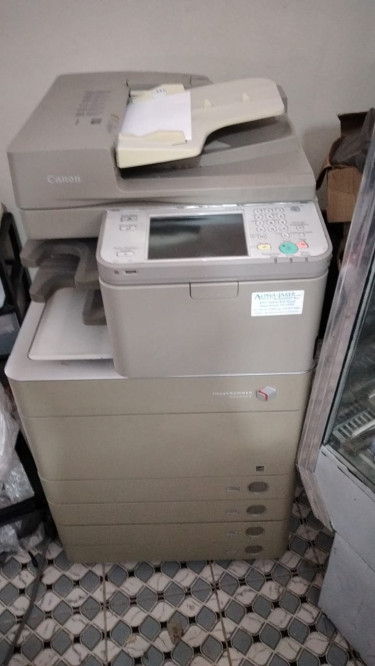 Canon Image Runner C5235 Commercial Printer W 8 To Stationery Brown's Town 