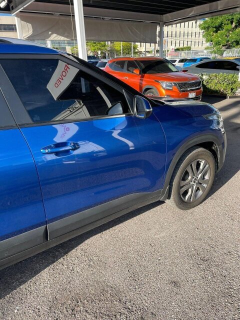 Kia Seltos SOLID BLUE
