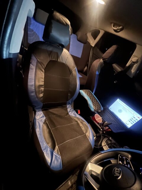 Kia Seltos SOLID BLUE