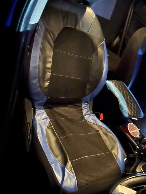 Kia Seltos SOLID BLUE
