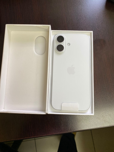 New Iphone 16 128GB Esim
