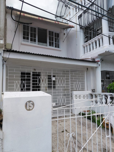 2 Bedroom Town House For Sale