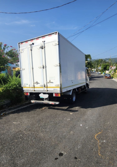 2012 ISUZU ELF. 5ton