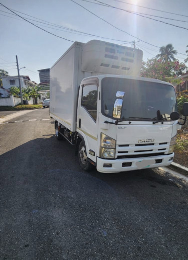 2012 ISUZU ELF. 5ton Trucks High Gate