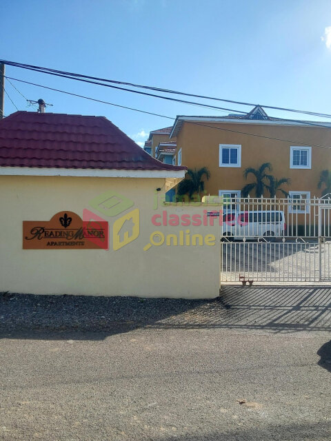 Charming 3 Bedrooms In Reading Manor For $1600