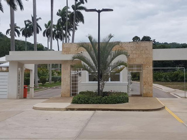 TARA ESTATE FURNISHED 4BED 3 BATH USD $950,000