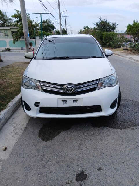 2015 Toyota Axio